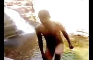 सींग का बना किशोर एशियाई देता है एक भाप से भरा सिर करने इंग्लिश मूवी सेक्सी वीडियो के लिए हो सकता है