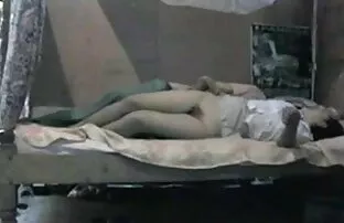 मिठाई पत्नी एक वसा मुर्गा उसके पति फुल मूवी सेक्सी इंग्लिश के सामने