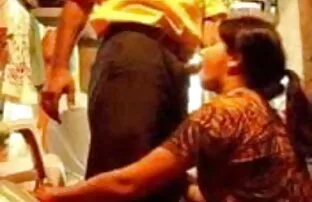 प्रेमी देख उसकी प्रेमिका सेक्सी मूवी इंग्लिश में बीबीसी द्वारा गड़बड़