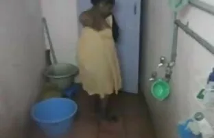 लेस्बियन आकर्षक एक इंग्लिश सेक्सी मूवी वीडियो दूसरे के साथ Pussies