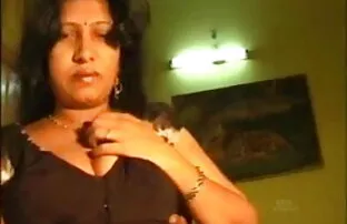श्यामला, इंग्लिश सेक्स मूवी हिंदी में स्विंग सभी दिन