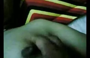 रीना उसे विस्तार करने इंग्लिश में सेक्सी मूवी के लिए गीला मुर्गा आनंद मिलता है